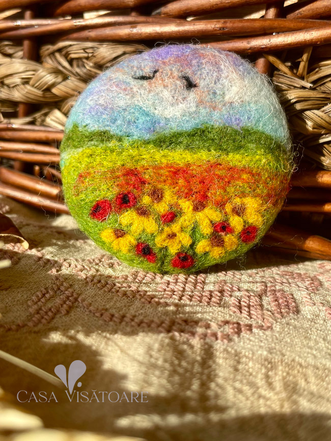 Broșă împâslită colorată